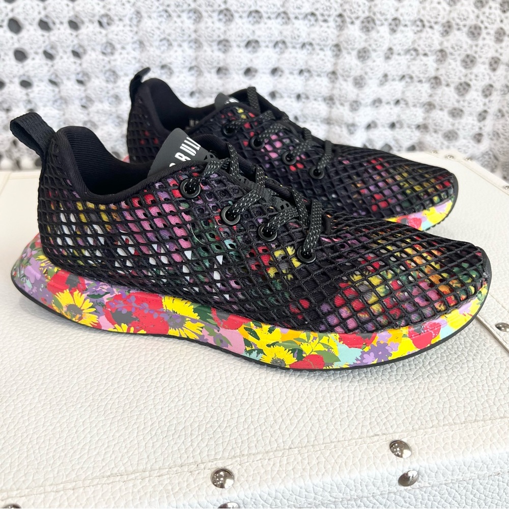 NWOB NOBULL Floral Mesh Runner Black Superblossom Size 6